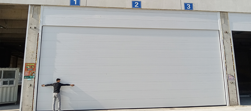 overhead industrial door